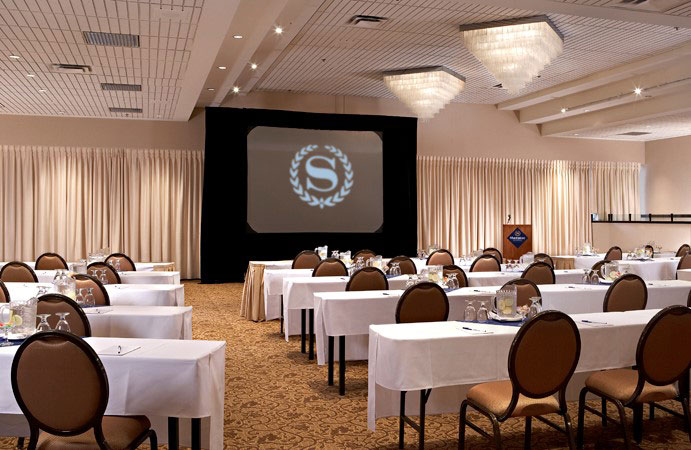 Sheraton Vancouver Guildford conference room