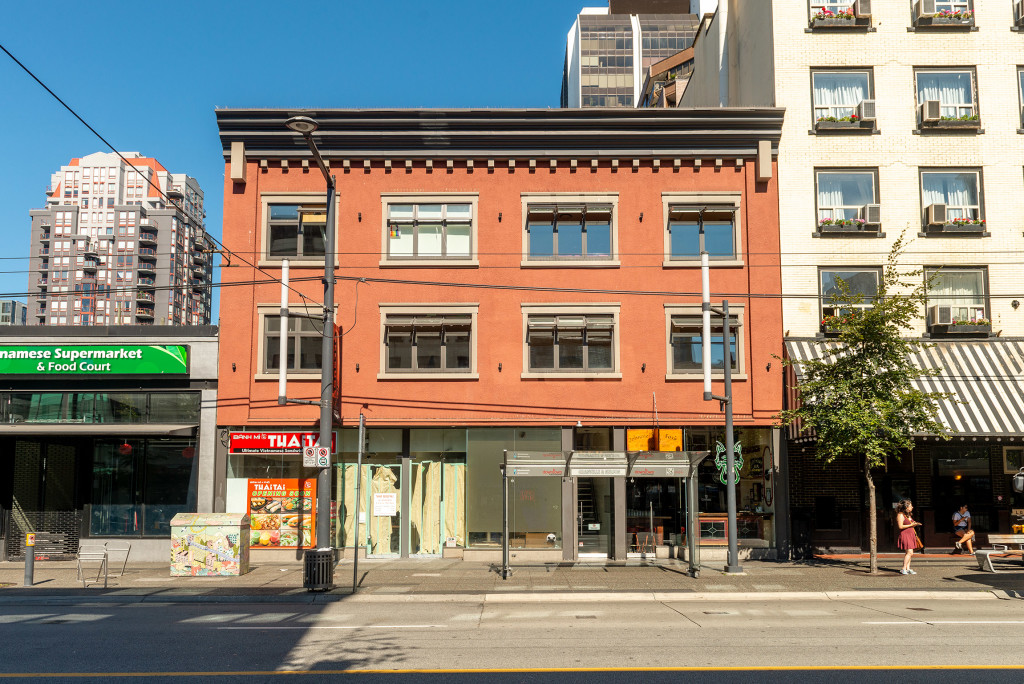 1033 Granville St Apartments & Retail Building Pacific Reach